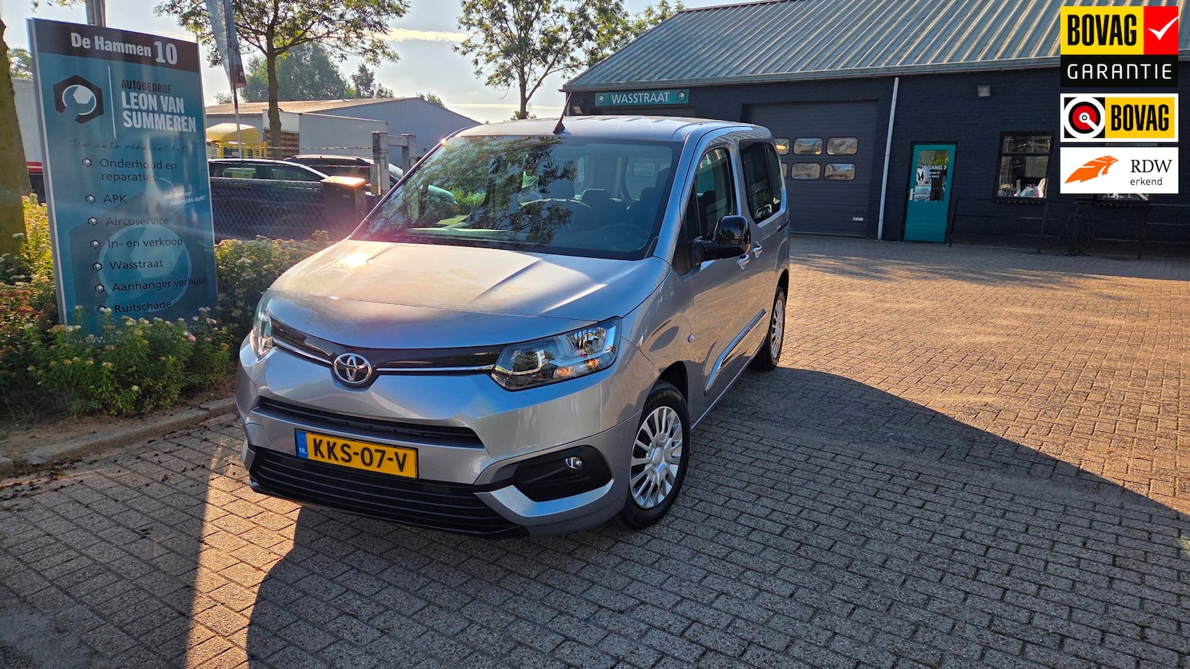 Toyota ProAce City Verso - 1.2 Turbo Comfort l Navigatie l Airco l Cruise control l Parkeersensoren - AutoWereld.nl