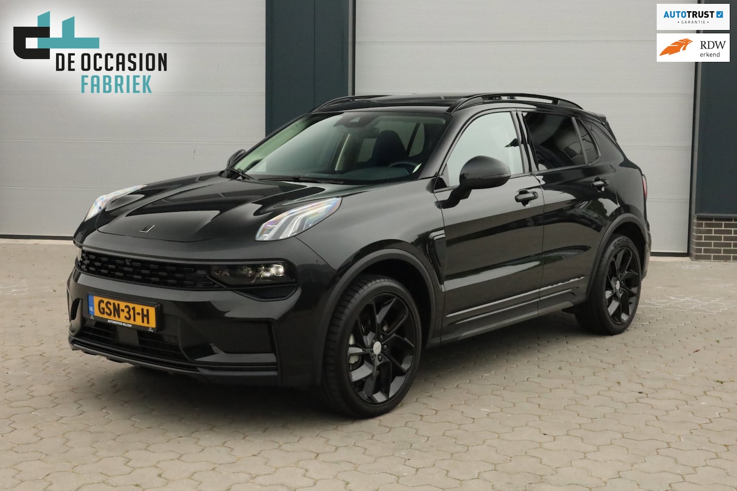 Lynk & Co 01 - 1.5 Pano Camera Carplay 360 Elektr. klep Infinity Audio - AutoWereld.nl