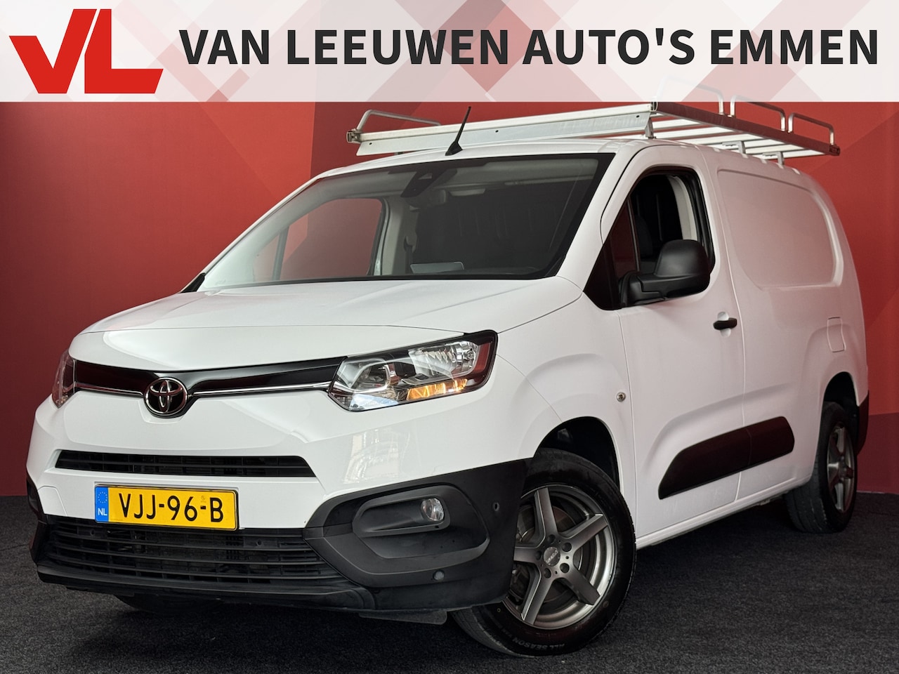 Toyota ProAce City - 1.5 D-4D Professional Long | Carplay | Cruise | Airco - AutoWereld.nl