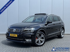 Volkswagen Tiguan - 1.4 TSI R-line Panoramadak Trekhaak Carplay cruise control