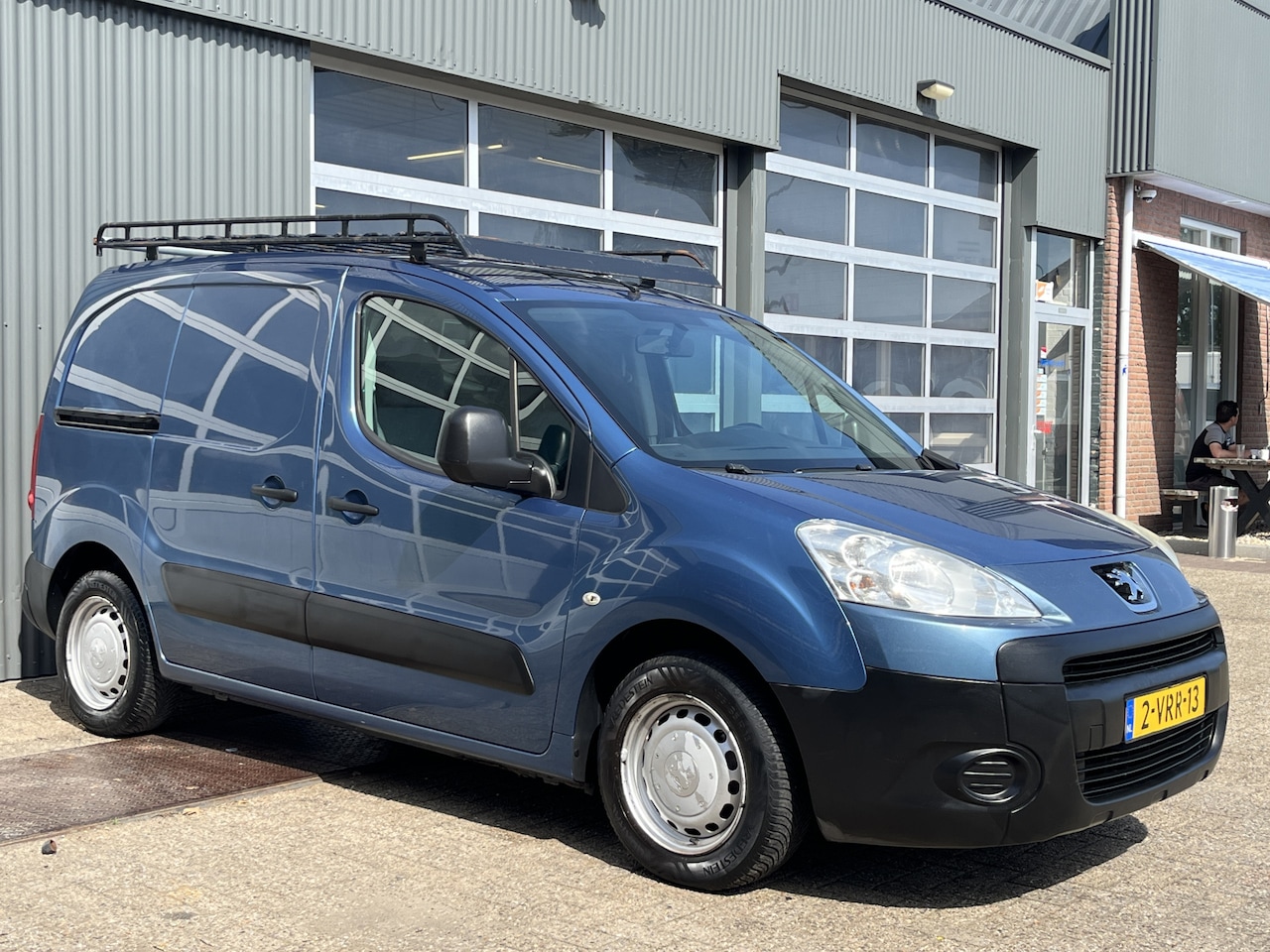 Peugeot Partner - 120 1.6 HDI L1 XR Airco Schuifdeur Kastinrichting Imperiaal Euro 4 Bpm vrij voor particuli - AutoWereld.nl