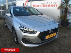 Hyundai i30 Wagon - 1.4 T-GDI Premium 140 pk Navi, Bovag Garantie, stuurverwarming, stoelverwarming, LM velgen