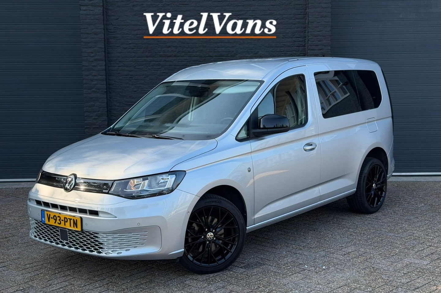 Volkswagen Caddy Cargo - 1.5 TSI DSG-7 | Ergo | Camera | Carplay | ACC | Groot Scherm - AutoWereld.nl