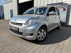 Daihatsu Sirion 2 - 1.0-12V Premium / NAP /