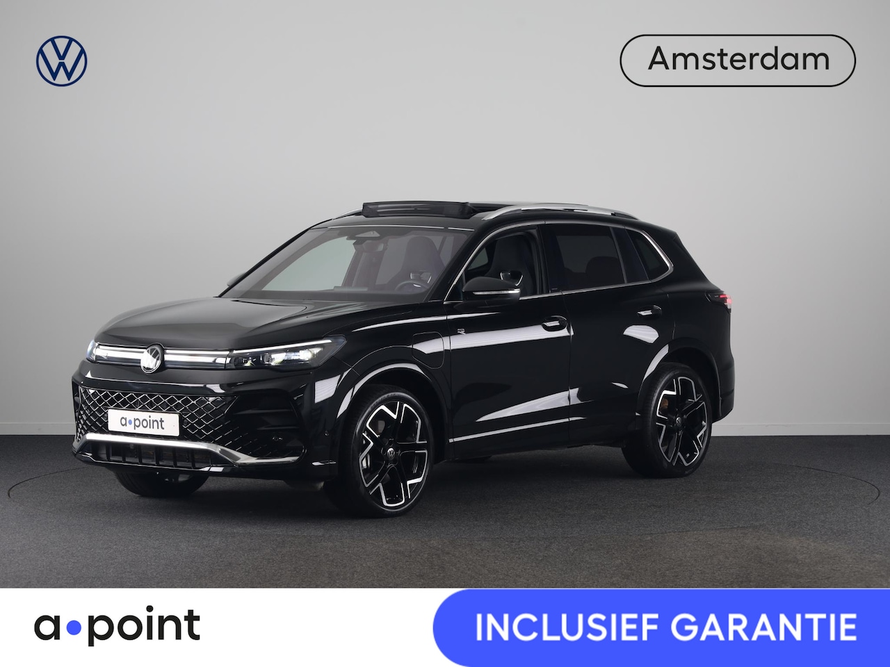 Volkswagen Tiguan - 1.5 eHybrid R-Line Edition 204 pk Automaat (DSG) | Verlengde garantie | Navigatie | Panora - AutoWereld.nl