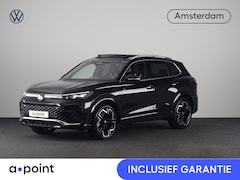 Volkswagen Tiguan - 1.5 eHybrid R-Line Edition 204 pk Automaat (DSG) | Verlengde garantie | Navigatie | Panora