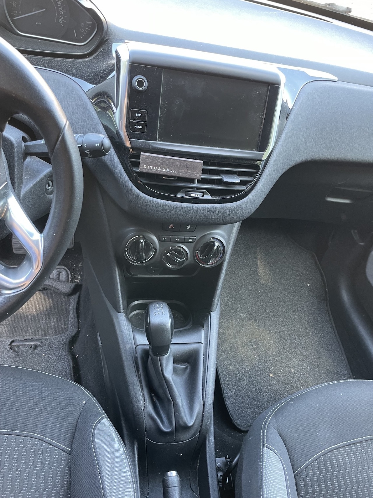 Peugeot 208 - 1.2 PureTech Allure -