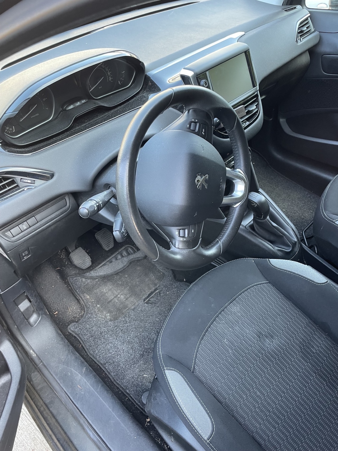 Peugeot 208 - 1.2 PureTech Allure -