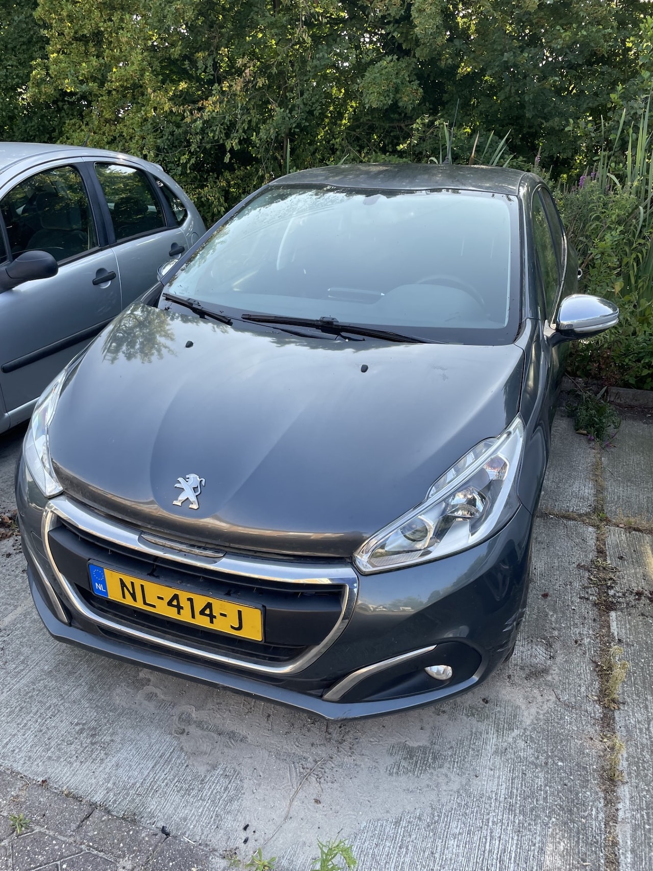 Peugeot 208 - 1.2 PureTech Allure -