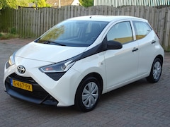 Toyota Aygo - 1.0 VVT-i x-fun Airco, elektrische ramen, centrale vergrendeling, enz