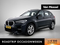 BMW X1 - sDrive18i Executive Edition | WORDT VERWACHT | PANORAMADAK |