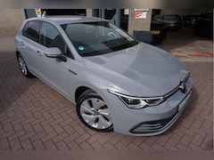 Volkswagen Golf - 1.5 TSI Style