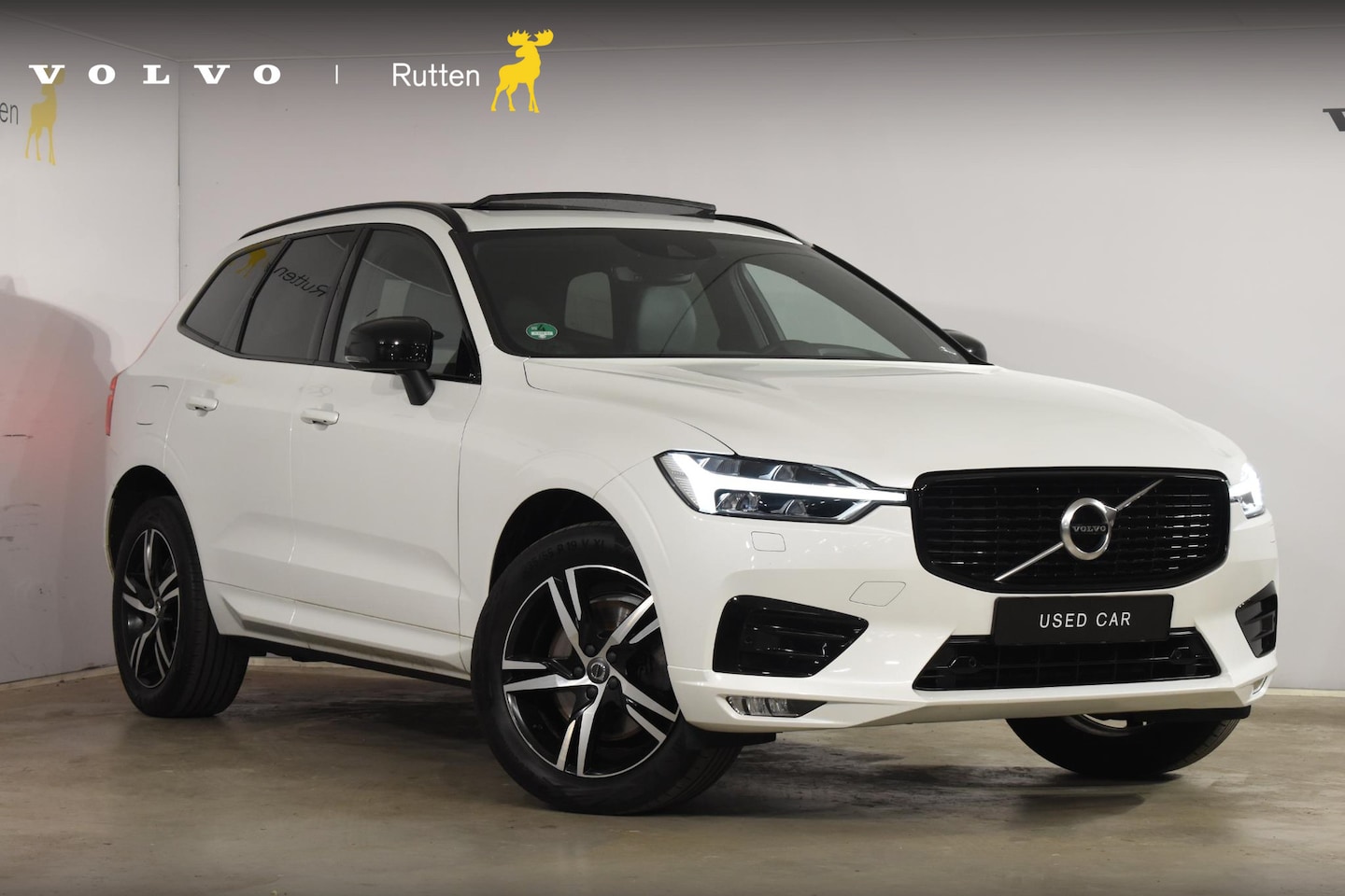 Volvo XC60 - B4 197PK Automaat R-Design / Adaptive Cruise control / Elektrische stoelen / Best. stoel m - AutoWereld.nl
