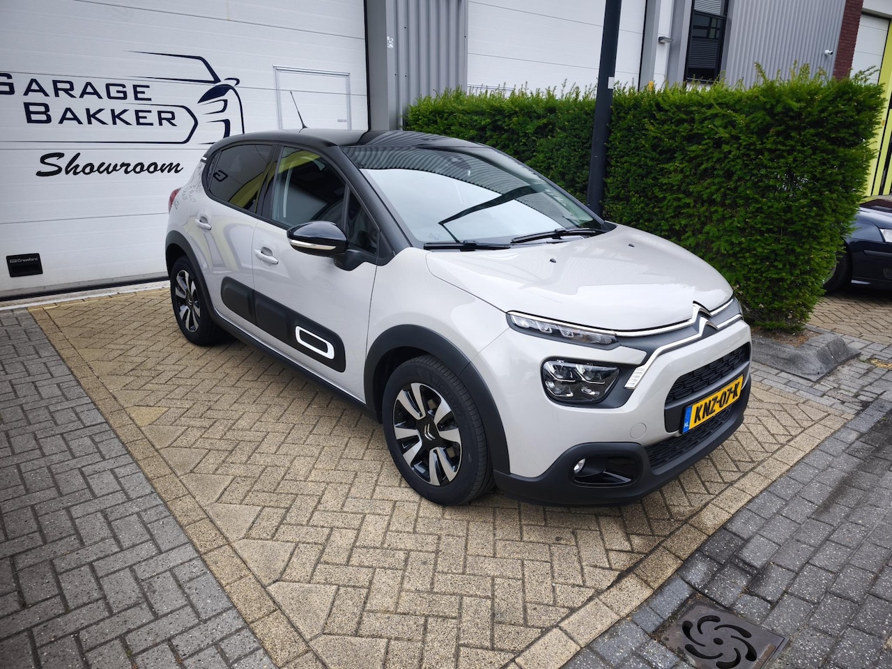 Citroën C3 - 1.2 PureTech Shine Apple CarPlay & Android Auto | Stoelverwarming | Bi-Tone - AutoWereld.nl