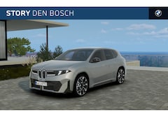 BMW iX3 - 40 eDrive M Sport / Panoramadak / Trekhaak / Head-Up / Parking Assistant Plus / Stuurverwa