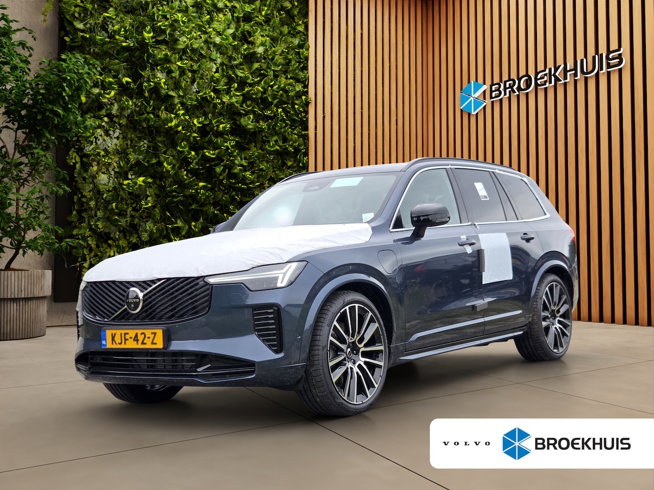 Volvo XC90 - 2.0 T8 Plug-in hybrid AWD Ultra Dark Exec. Ed. | Bowers&Wilkins | Luchtvering | Massage/ve - AutoWereld.nl