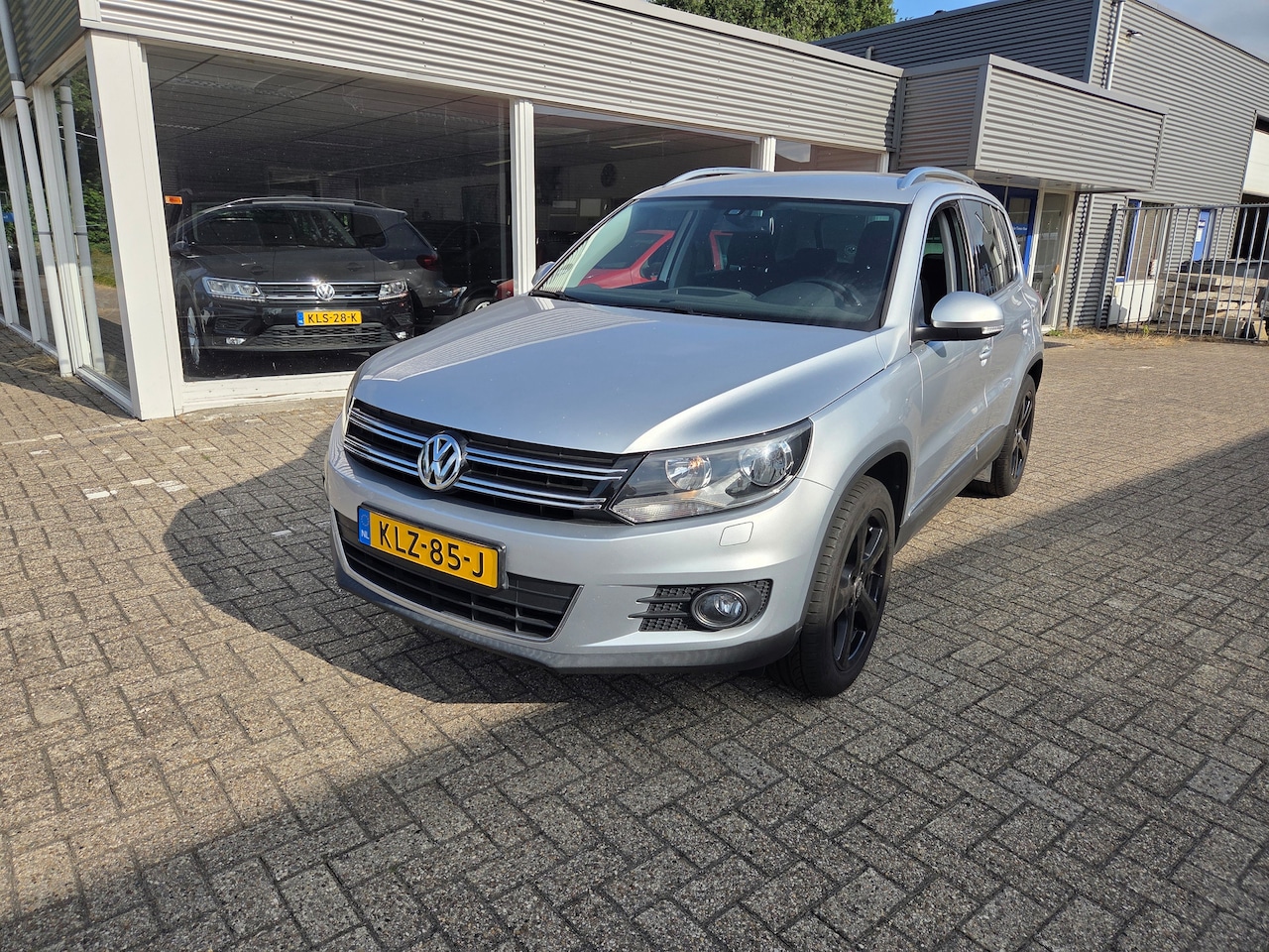 Volkswagen Tiguan - 1.4 TSI Sport&Style, trekhaak met beurt&APK - AutoWereld.nl