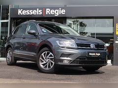 Volkswagen Tiguan - 1.4 TSI ACT Sound | ACC | El.Haak | Camera | Stoelverwarming | LED | CarPlay | Navi