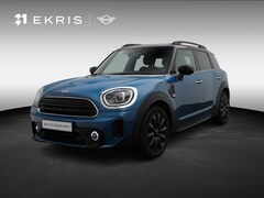 MINI Countryman - Cooper Classic + Glazen panoramadak + Comfort Pack + Park Assistant + Trekhaak + Glazen pa