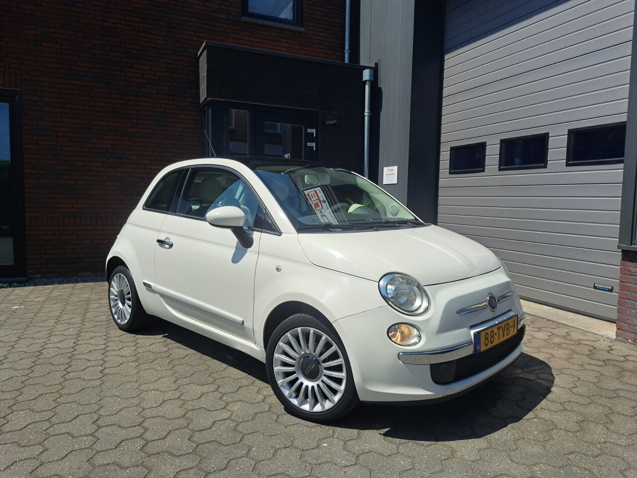 Fiat 500 - 1.2 Lounge Nieuwe APk + Onderhoud + Distributieriem - AutoWereld.nl
