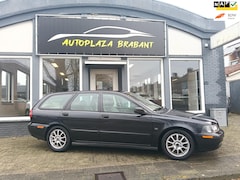 Volvo V40 - 1.8 Europa Elegance/ CRUISE/ AIRCO/ TREKHAAK/ USB/ XENON