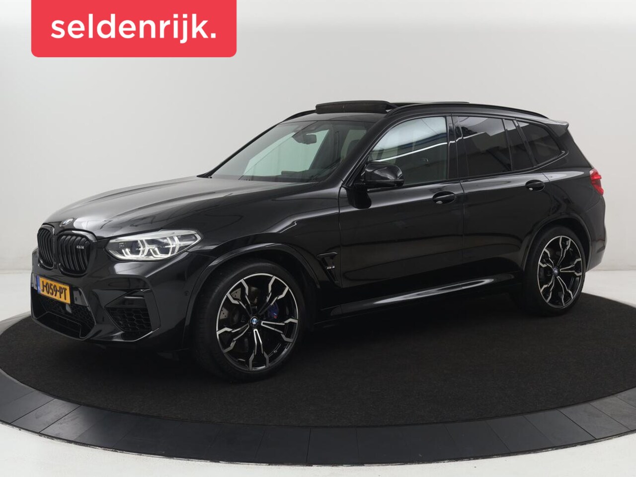 BMW X3 - M Competition | Panoramadak | Head-Up | 360 Camera | Adaptive cruise | Leder | Achterbankv - AutoWereld.nl