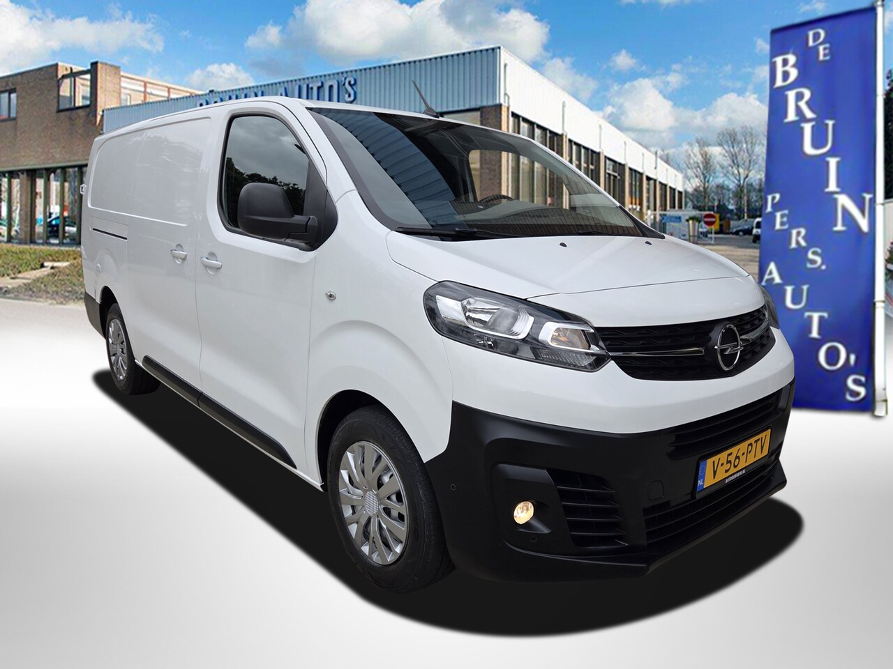 Opel Vivaro - 2.0 CDTI Autm. L3 L & R Schuifdeur Airco Cruise control Trekhaak - AutoWereld.nl
