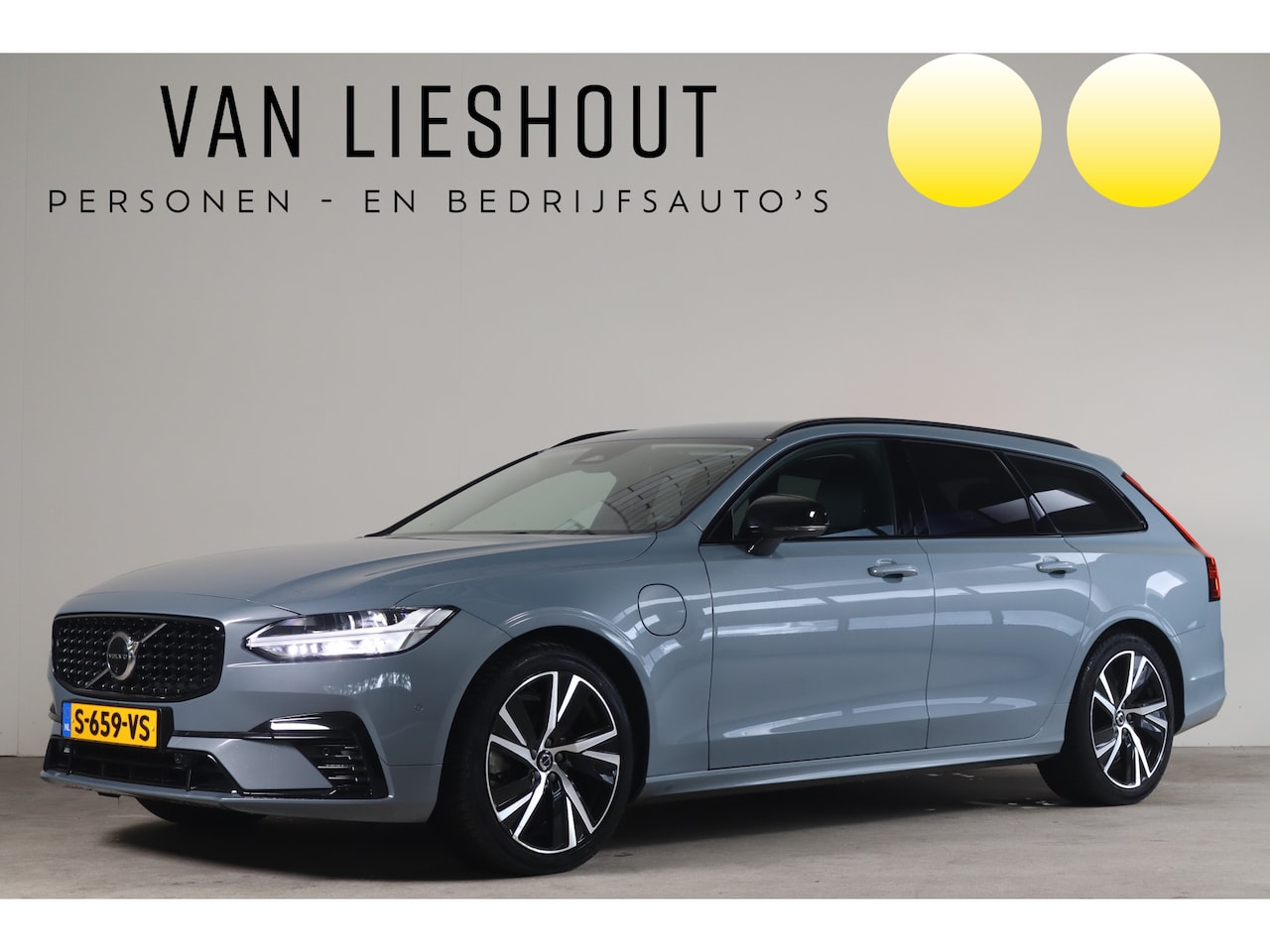 Volvo V90 - 2.0 T6 Plug-in hybrid AWD Plus Bright - NL- Auto!! Camera 360 I Stoel+stuurverw I Harman K - AutoWereld.nl