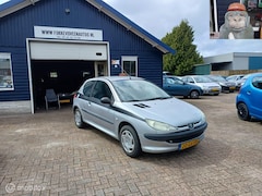Peugeot 206 - 1.4 XR Garantie, alle inruil mogelijk
