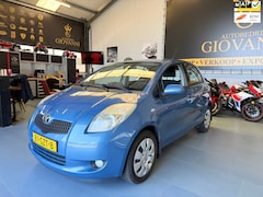 Toyota Yaris - 1.3 VVTi Sol inruil mogelijk