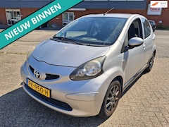 Toyota Aygo - 1.0-12V ZO INGERUILD ZO WEG PRIJSJE