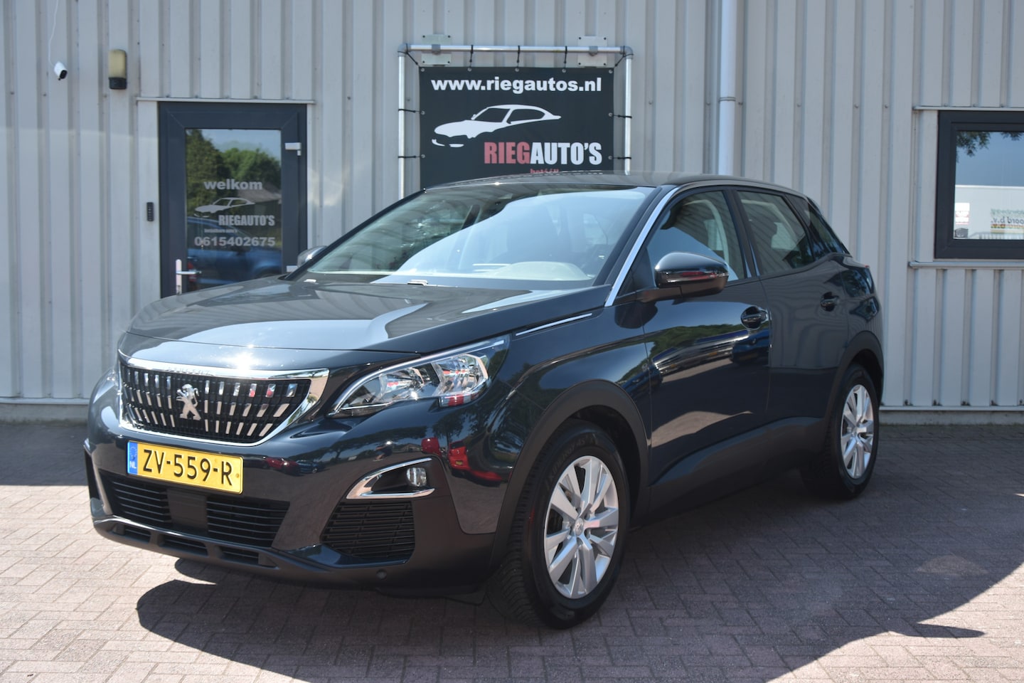 Peugeot 3008 - 1.2 131 PK Blue Lease Executive, N.A.P, Camera, PDC, led verlichting, Trekhaak!! - AutoWereld.nl