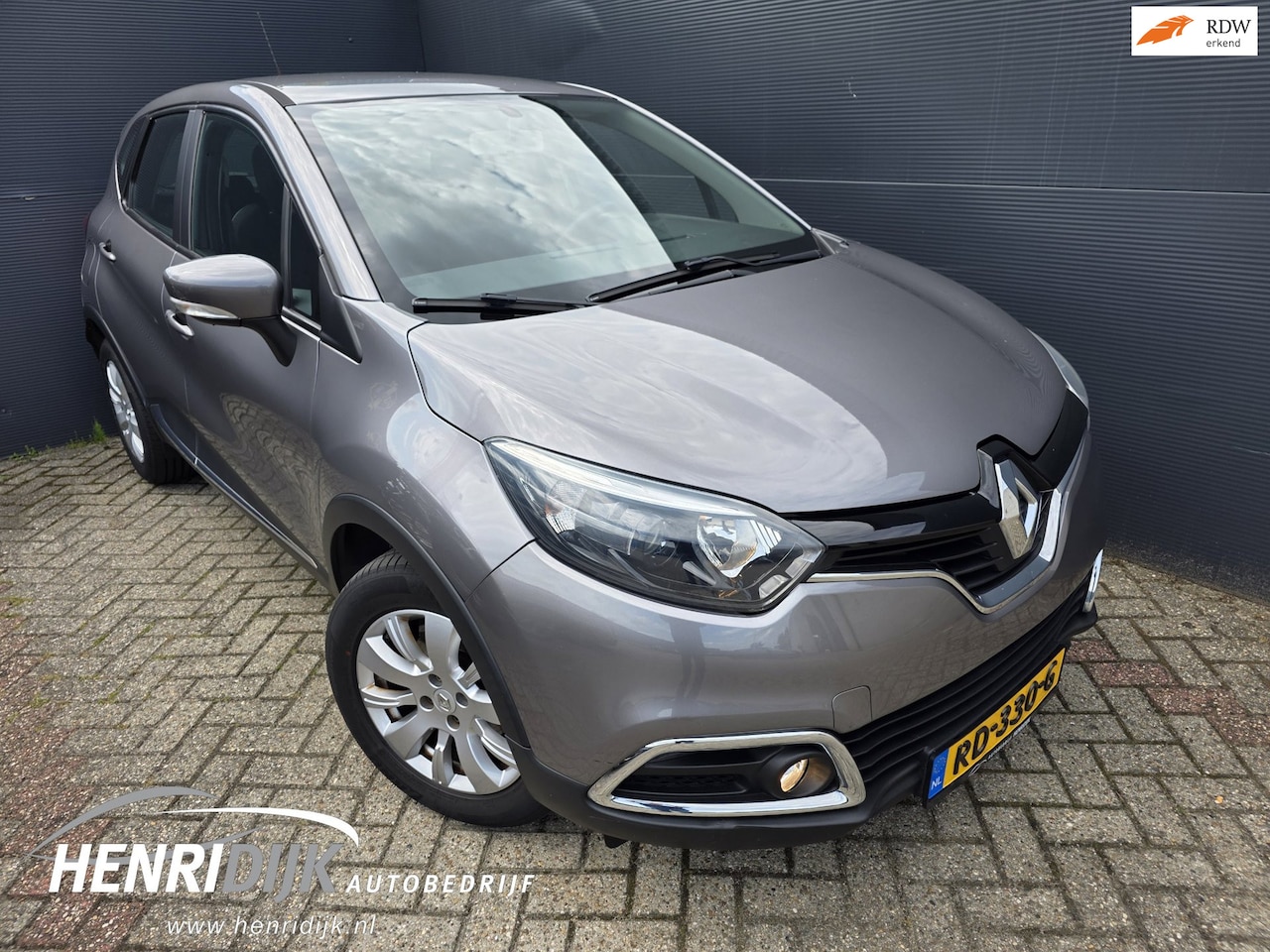 Renault Captur - 1.2 TCe Dynamique Automaat / Cruise / Airco - AutoWereld.nl