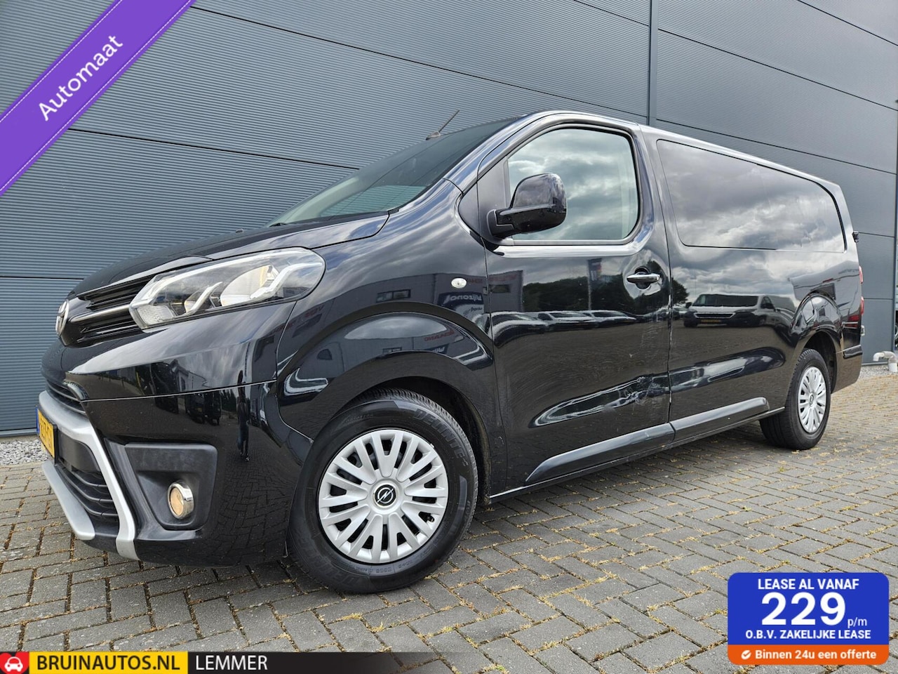 Toyota ProAce - 2.0D L2H1 DC Climate Euro6 Navig 5-pers 177 PK - AutoWereld.nl