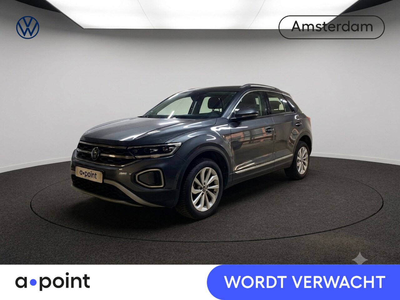 Volkswagen T-Roc - 1.5 TSI Style 150 pk Automaat (DSG) | Navigatie via App | Parkeersensoren (Park assist) | - AutoWereld.nl