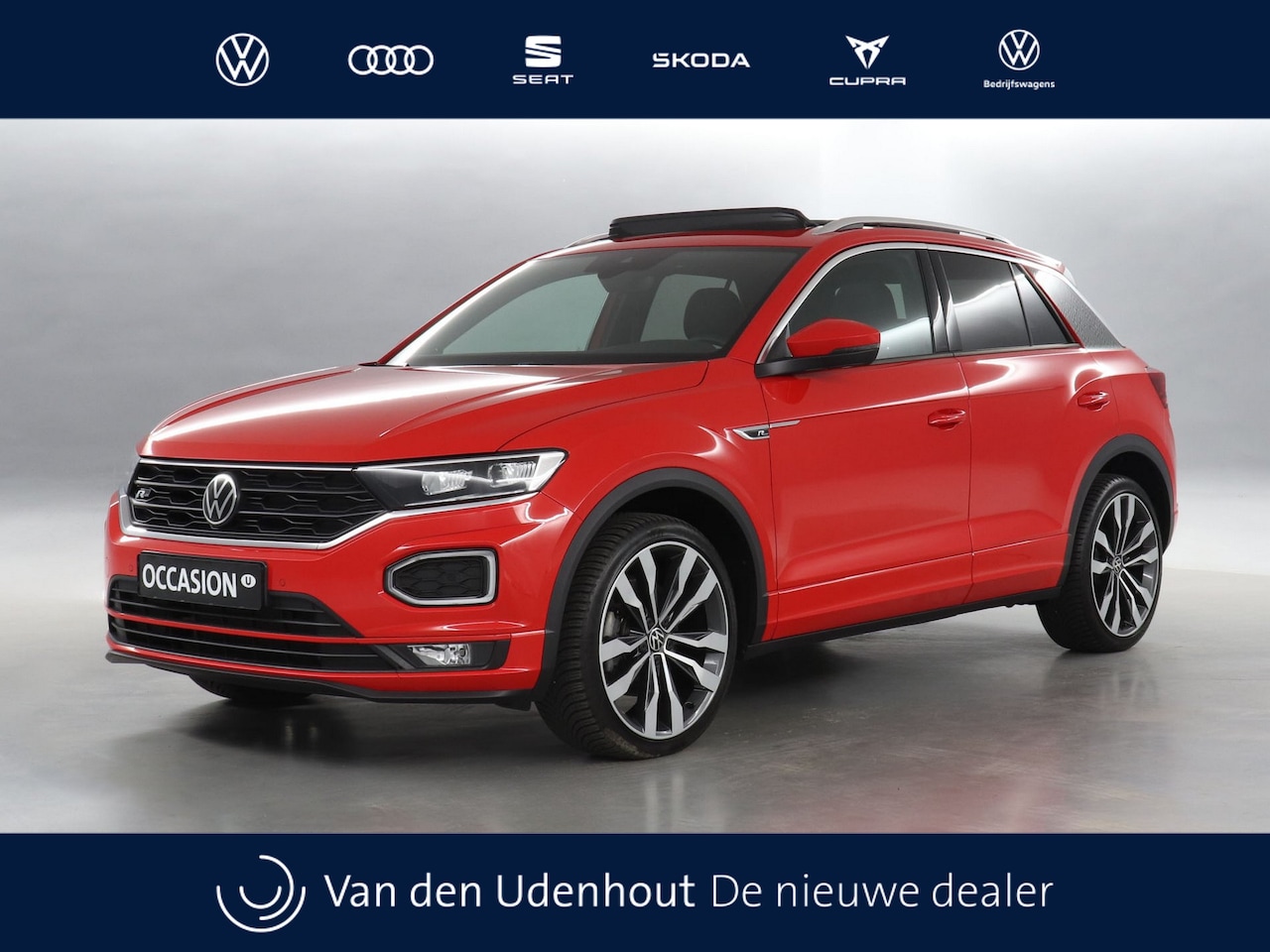 Volkswagen T-Roc - 1.5 TSI 150pk Sport Business R-line DSG / Panoramadak / Camera / Adaptive Cruise / BEATS - AutoWereld.nl