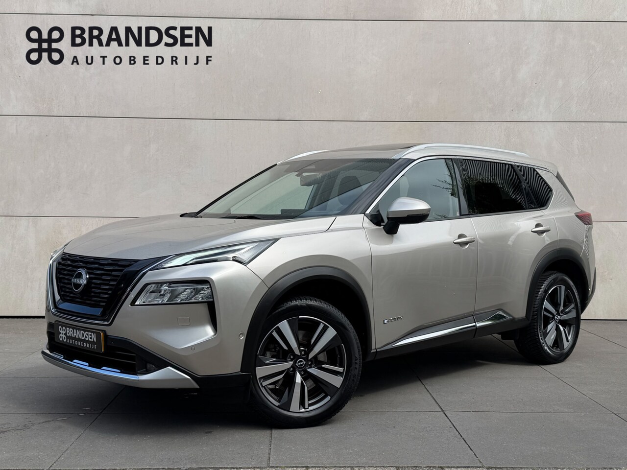 Nissan X-Trail - 1.5 e-4orce Tekna Plus 4WD 7p. Pano-ACC-360-Keyless-Head up - AutoWereld.nl