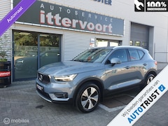 Volvo XC40 - 1.5 T2 Momentum