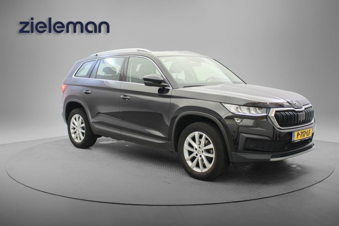 Skoda Kodiaq - 1.5 TSI Business Edition 7 Persoons - Carplay, Camera, Cruise, Clima, Half Leer - AutoWereld.nl