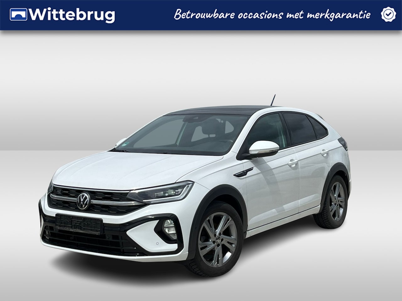 Volkswagen Taigo - 1.5 TS 150pk R-Line DSG Automaat / Navigatie / Panorama dak / Virtual cockpit / IQ Led / L - AutoWereld.nl