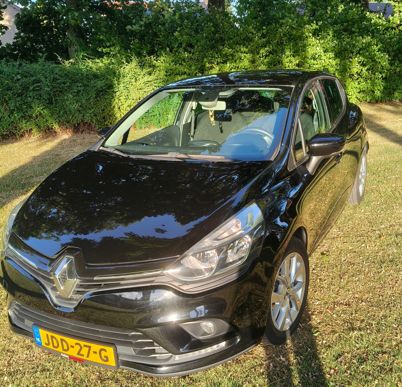 Renault Clio - 1.2 TCe Limited Inclusief garantie pakket - AutoWereld.nl