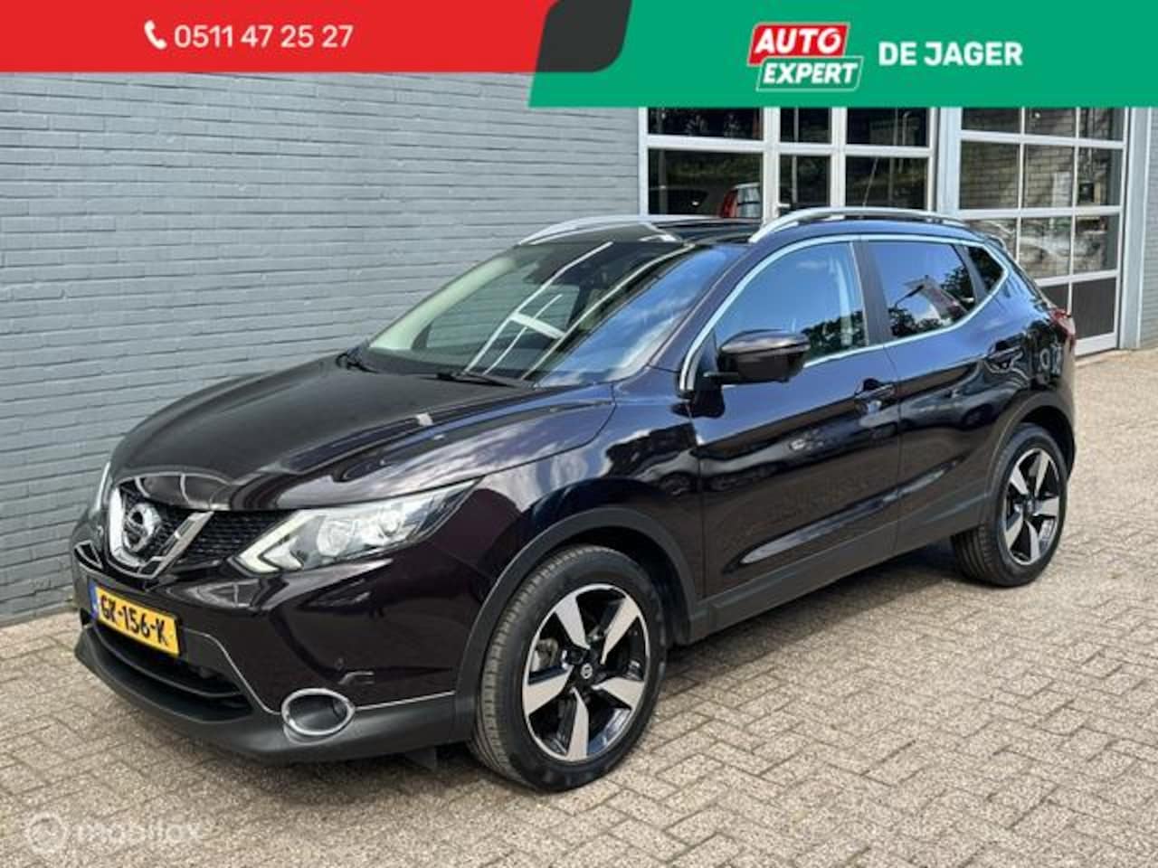 Nissan Qashqai - 1.2 Connect Edition / Trekhaak - AutoWereld.nl