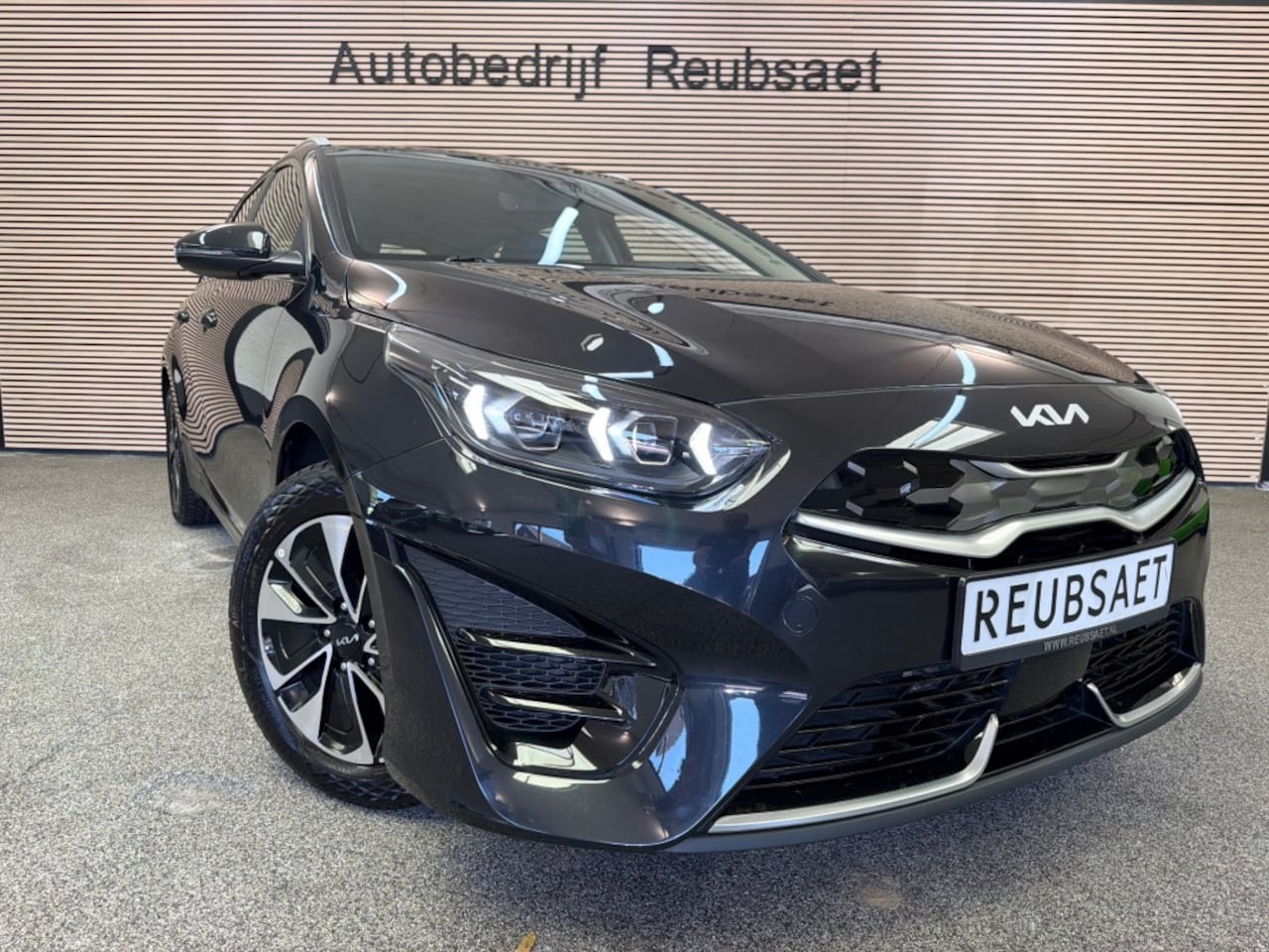 Kia Cee'd - 1.6 GDI Plug In Hybrid DynamicLine Trekhaak Clima Carplay Camera Acc Incl 12Mnd Garantie - AutoWereld.nl
