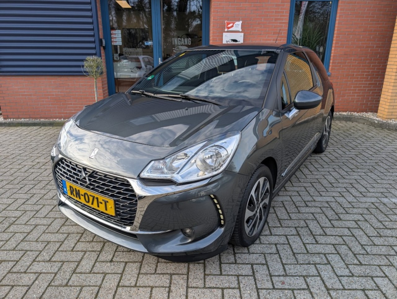 Citroën DS3 - DS 1.2 PURETECH SO CHIC, Dealer onderhouden, Cruise, Airco, PDC - AutoWereld.nl