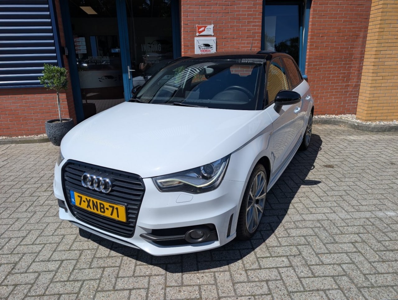 Audi A1 - 1.4 TFSI 109G. ADM Sline ,Nieuwe distributie, Cruise, Navi - AutoWereld.nl