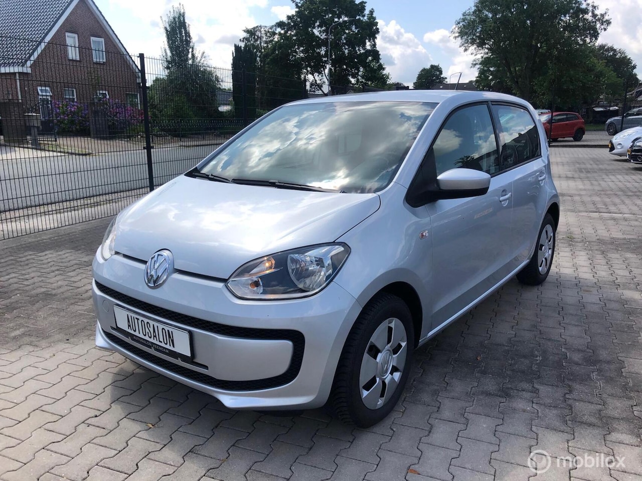 Volkswagen Up! - 1.0 5DRS AIRCO ELL PAKK STOELVER - AutoWereld.nl