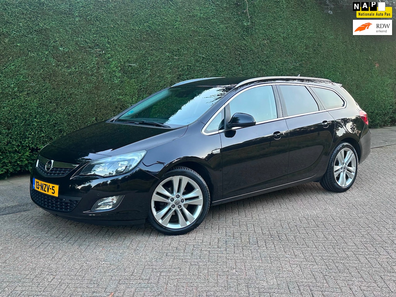 Opel Astra Sports Tourer - 1.4 Turbo Sport /STOELVRWRMNG/AIRCO IJSKOUD/RIJDTSUPER!/ - AutoWereld.nl