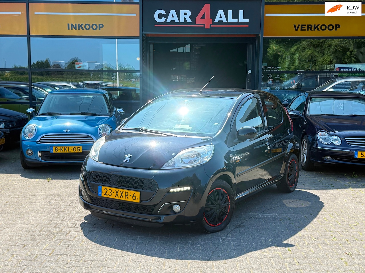 Peugeot 107 - 1.0 Envy CARPLAY/AIRCO/ELEKRAMEN/NWE KOPPELING! - AutoWereld.nl