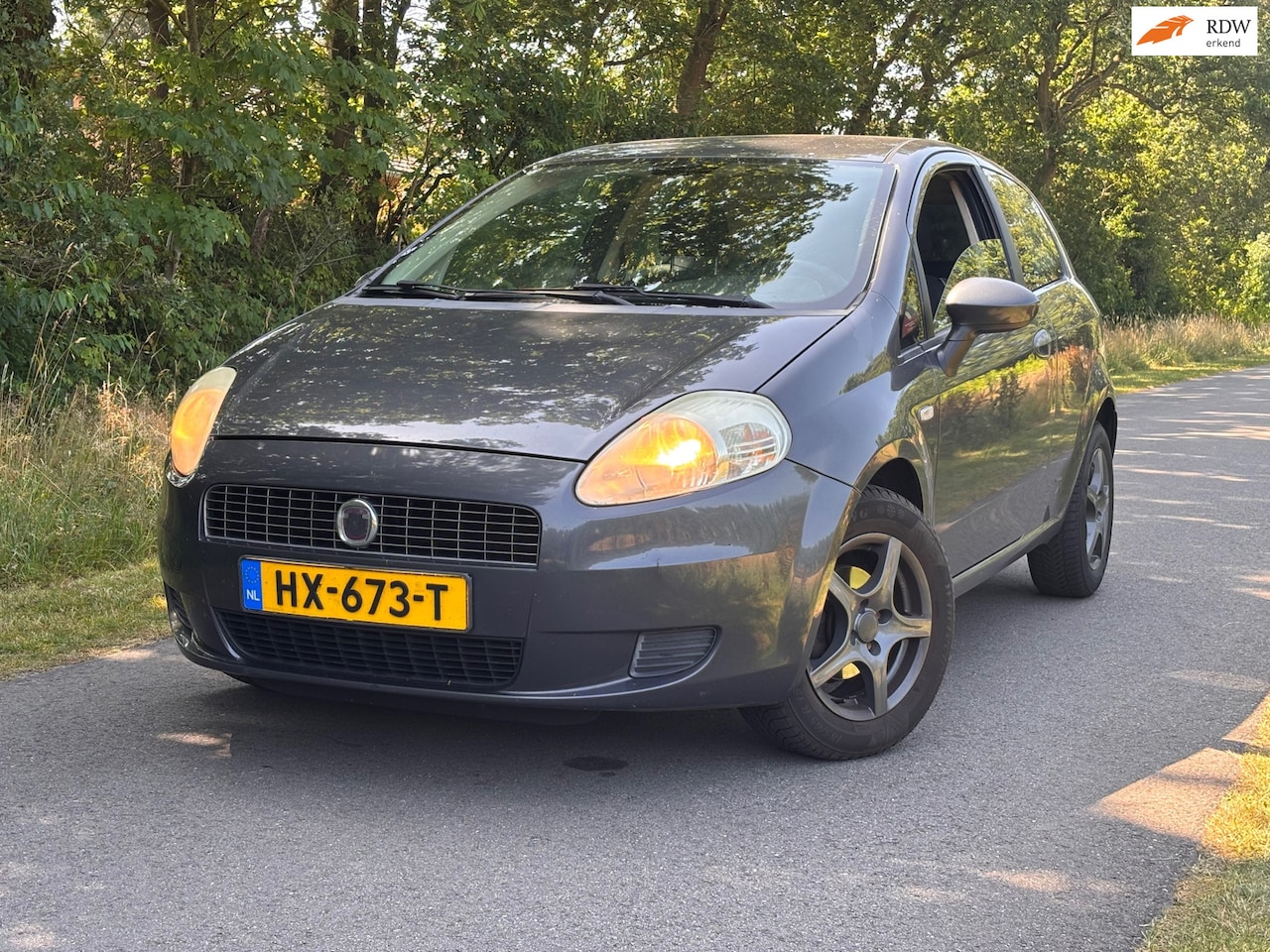 Fiat Grande Punto - 1.4 Active | Lange APK + Airco Nu € 999,- !!! - AutoWereld.nl