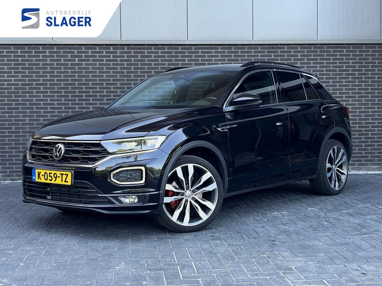 Volkswagen T-Roc - 1.5 TSI Sport Business R-line | Navi | VC | ACC | Trekhaak - AutoWereld.nl
